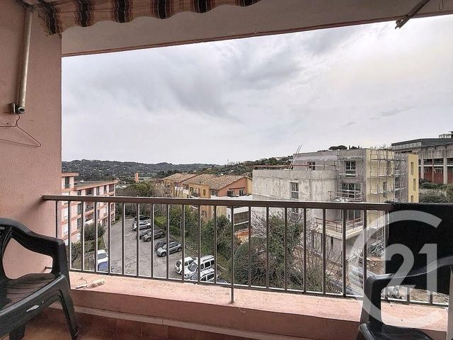 Appartement F3 à louer - 4 pièces - 83.65 m2 - GRASSE - 06 - PROVENCE-ALPES-COTE-D-AZUR - Century 21 Adhère Transactions