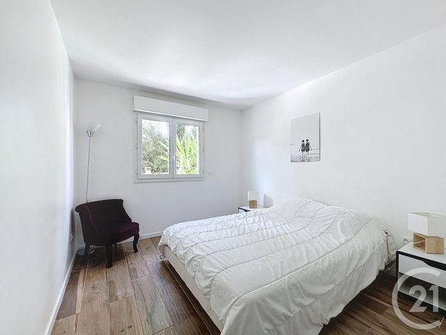 Appartement F4 à louer - 4 pièces - 87.79 m2 - CANNES - 06 - PROVENCE-ALPES-COTE-D-AZUR - Century 21 Adhère Transactions