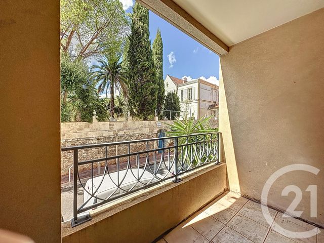 Appartement F4 à louer - 4 pièces - 87.79 m2 - CANNES - 06 - PROVENCE-ALPES-COTE-D-AZUR - Century 21 Adhère Transactions