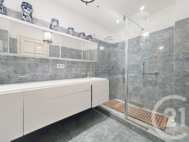 Appartement F5 à vendre - 5 pièces - 173.0 m2 - CANNES - 06 - PROVENCE-ALPES-COTE-D-AZUR - Century 21 Adhère Transactions