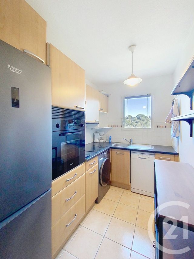 Appartement F2 à louer - 2 pièces - 47.0 m2 - MOUGINS - 06 - PROVENCE-ALPES-COTE-D-AZUR - Century 21 Adhère Transactions