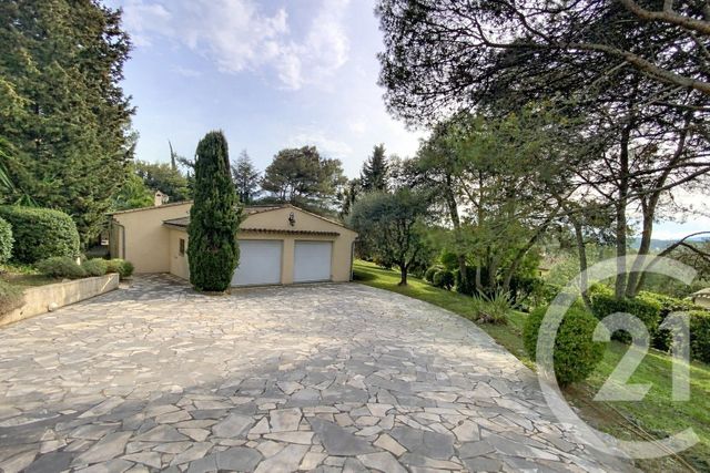 maison à louer - 4 pièces - 140.56 m2 - MOUGINS - 06 - PROVENCE-ALPES-COTE-D-AZUR - Century 21 Adhère Transactions
