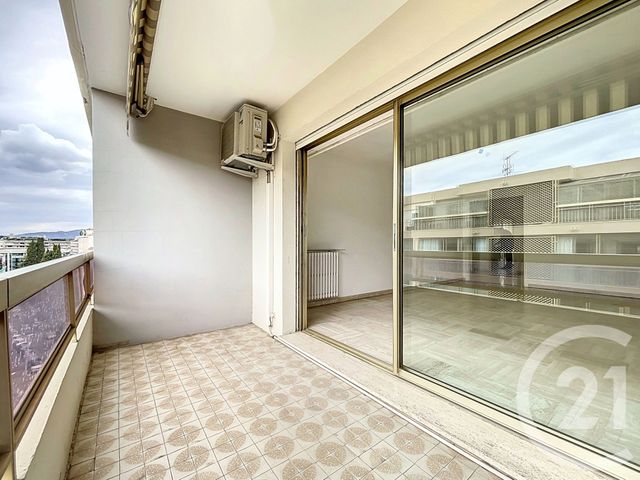Appartement F3 à louer - 3 pièces - 85.0 m2 - CANNES - 06 - PROVENCE-ALPES-COTE-D-AZUR - Century 21 Adhère Transactions