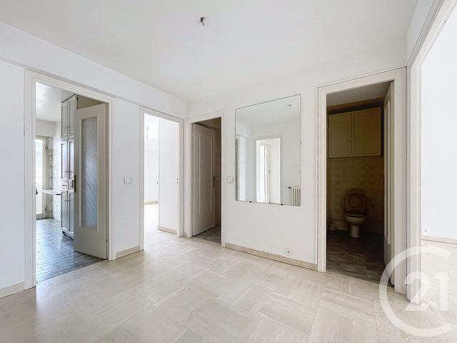 Appartement F3 à louer - 3 pièces - 85.0 m2 - CANNES - 06 - PROVENCE-ALPES-COTE-D-AZUR - Century 21 Adhère Transactions