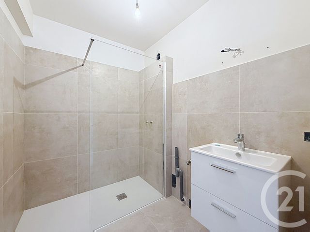 Appartement F3 à louer - 3 pièces - 85.0 m2 - CANNES - 06 - PROVENCE-ALPES-COTE-D-AZUR - Century 21 Adhère Transactions