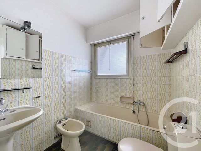 Appartement F3 à louer - 3 pièces - 85.0 m2 - CANNES - 06 - PROVENCE-ALPES-COTE-D-AZUR - Century 21 Adhère Transactions