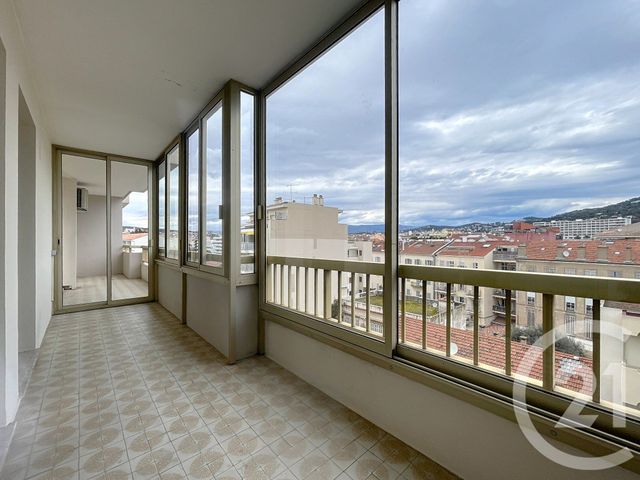 Appartement F3 à louer - 3 pièces - 85.0 m2 - CANNES - 06 - PROVENCE-ALPES-COTE-D-AZUR - Century 21 Adhère Transactions