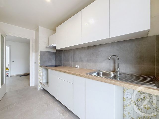 Appartement F3 à louer - 3 pièces - 85.0 m2 - CANNES - 06 - PROVENCE-ALPES-COTE-D-AZUR - Century 21 Adhère Transactions