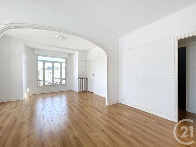 Appartement F2 à louer - 2 pièces - 69.35 m2 - CANNES - 06 - PROVENCE-ALPES-COTE-D-AZUR - Century 21 Adhère Transactions