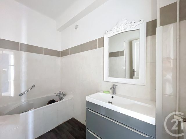 Appartement F2 à louer - 2 pièces - 69.35 m2 - CANNES - 06 - PROVENCE-ALPES-COTE-D-AZUR - Century 21 Adhère Transactions