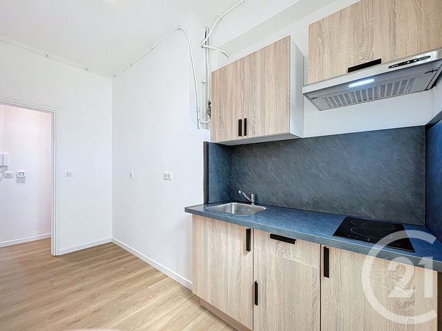 Appartement F2 à louer - 2 pièces - 42.0 m2 - ANTIBES - 06 - PROVENCE-ALPES-COTE-D-AZUR - Century 21 Adhère Transactions