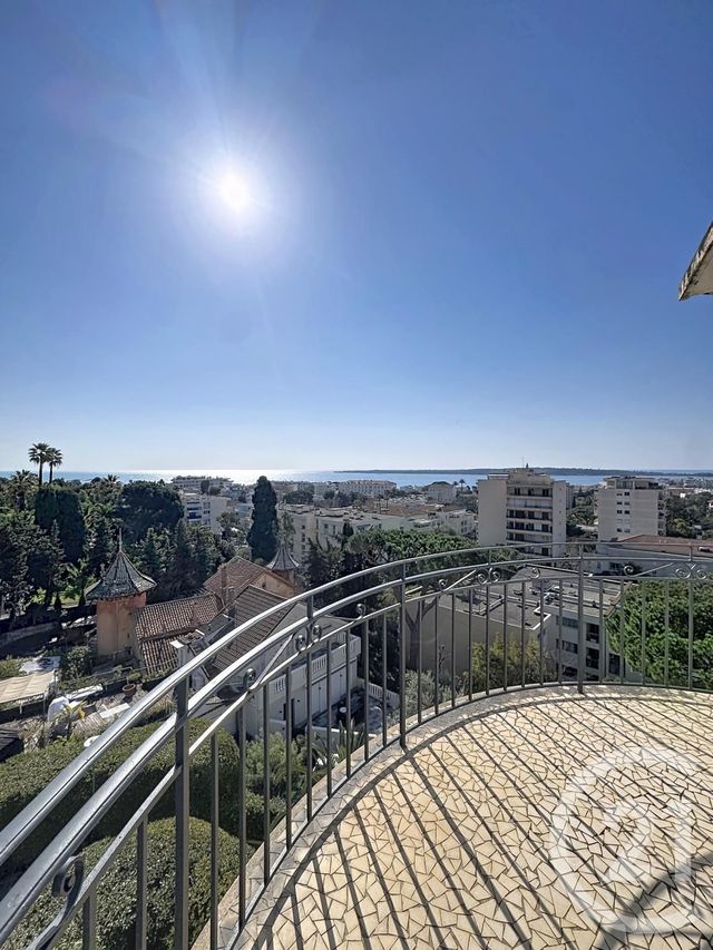 Appartement F3 à vendre - 3 pièces - 102.13 m2 - CANNES - 06 - PROVENCE-ALPES-COTE-D-AZUR - Century 21 Adhère Transactions