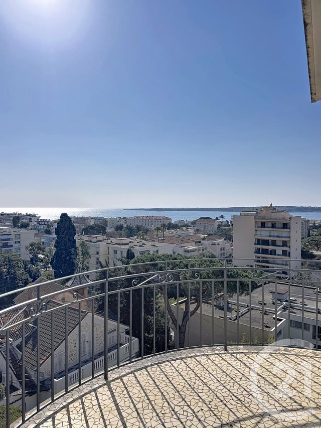 Appartement F3 à vendre CANNES