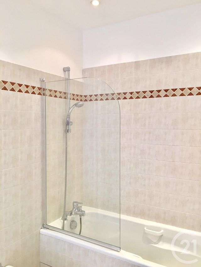 Appartement F2 à vendre - 2 pièces - 49.0 m2 - CANNES - 06 - PROVENCE-ALPES-COTE-D-AZUR - Century 21 Adhère Transactions