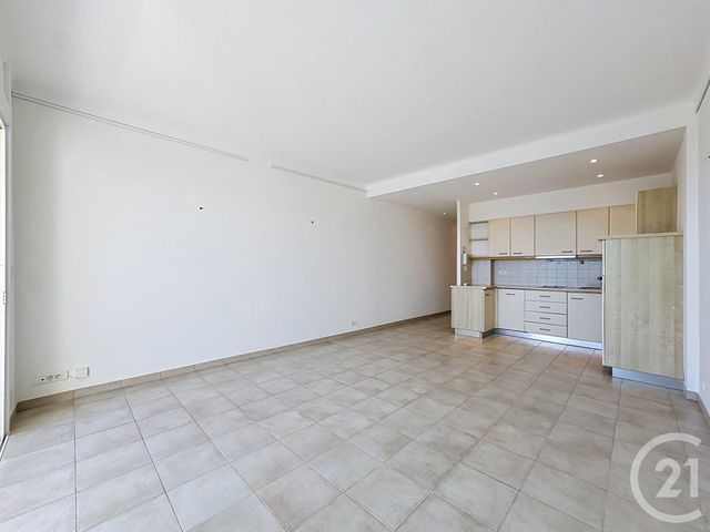 Appartement F2 à vendre - 2 pièces - 49.0 m2 - CANNES - 06 - PROVENCE-ALPES-COTE-D-AZUR - Century 21 Adhère Transactions
