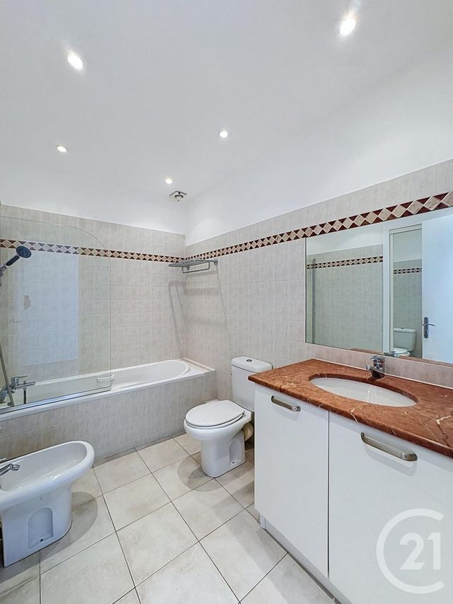 Appartement F2 à vendre - 2 pièces - 49.0 m2 - CANNES - 06 - PROVENCE-ALPES-COTE-D-AZUR - Century 21 Adhère Transactions