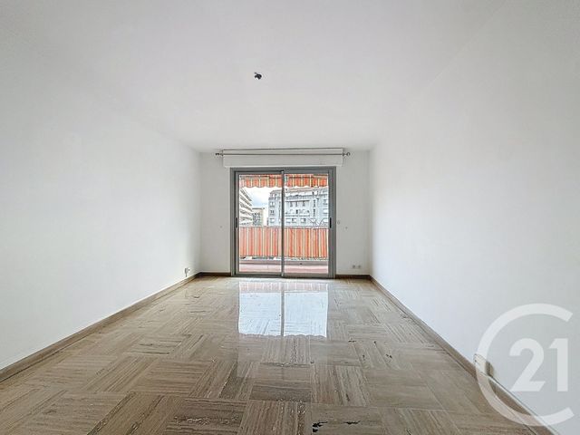 Appartement F3 à vendre - 3 pièces - 62.7 m2 - CANNES LA BOCCA - 06 - PROVENCE-ALPES-COTE-D-AZUR - Century 21 Adhère Transactions