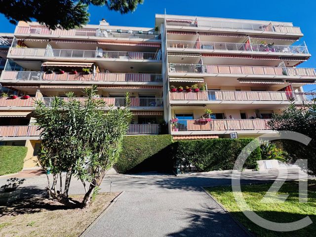 Appartement F3 à vendre - 3 pièces - 62.7 m2 - CANNES LA BOCCA - 06 - PROVENCE-ALPES-COTE-D-AZUR - Century 21 Adhère Transactions