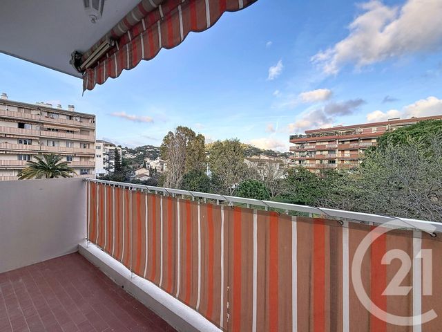 Appartement F3 à vendre - 3 pièces - 62.7 m2 - CANNES LA BOCCA - 06 - PROVENCE-ALPES-COTE-D-AZUR - Century 21 Adhère Transactions