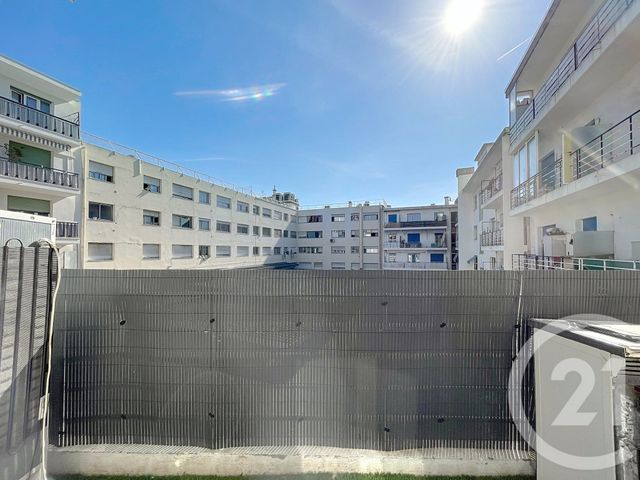 Appartement F1 à louer - 1 pièce - 21.05 m2 - LE CANNET - 06 - PROVENCE-ALPES-COTE-D-AZUR - Century 21 Adhère Transactions