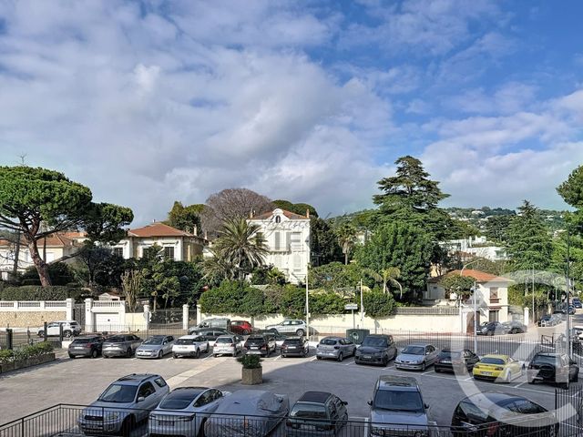 Appartement F4 à vendre - 4 pièces - 135.0 m2 - CANNES - 06 - PROVENCE-ALPES-COTE-D-AZUR - Century 21 Adhère Transactions
