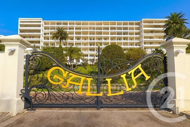 Appartement F4 à vendre - 4 pièces - 135.0 m2 - CANNES - 06 - PROVENCE-ALPES-COTE-D-AZUR - Century 21 Adhère Transactions