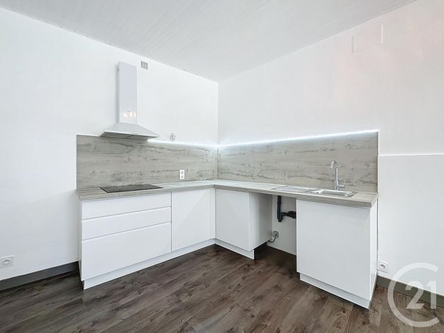 Appartement F2 à louer - 2 pièces - 43.0 m2 - VIDAUBAN - 83 - PROVENCE-ALPES-COTE-D-AZUR - Century 21 Adhère Transactions