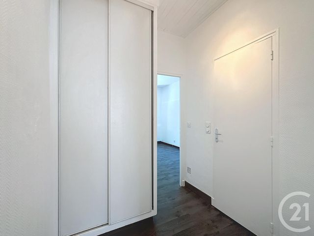 Appartement F2 à louer - 2 pièces - 43.0 m2 - VIDAUBAN - 83 - PROVENCE-ALPES-COTE-D-AZUR - Century 21 Adhère Transactions