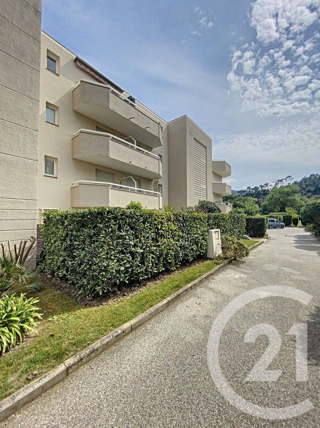 Appartement F3 à louer - 3 pièces - 39.98 m2 - MANDELIEU LA NAPOULE - 06 - PROVENCE-ALPES-COTE-D-AZUR - Century 21 Adhère Transactions