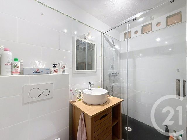 maison à louer - 2 pièces - 25.0 m2 - GRASSE - 06 - PROVENCE-ALPES-COTE-D-AZUR - Century 21 Adhère Transactions