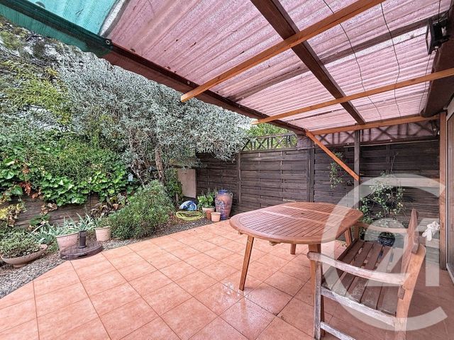 maison à louer - 2 pièces - 25.0 m2 - GRASSE - 06 - PROVENCE-ALPES-COTE-D-AZUR - Century 21 Adhère Transactions