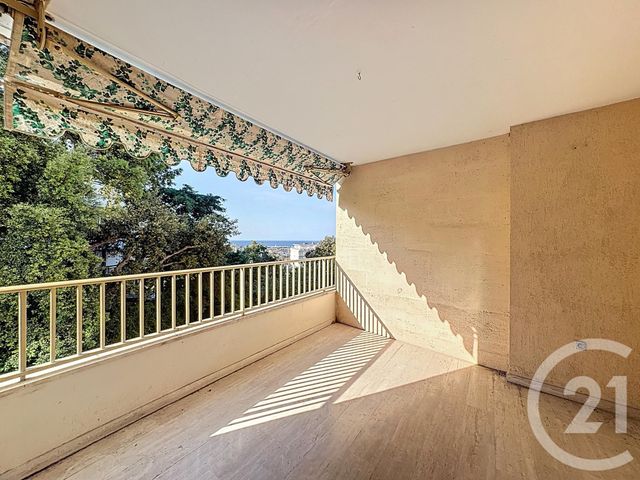 Appartement F2 à vendre - 2 pièces - 61.01 m2 - CANNES - 06 - PROVENCE-ALPES-COTE-D-AZUR - Century 21 Adhère Transactions