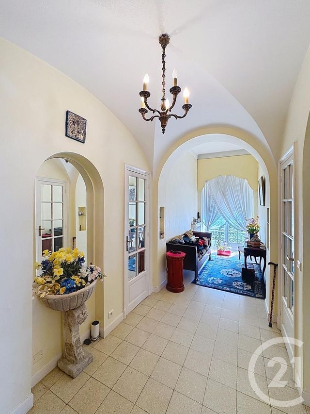 Appartement F6 à vendre - 6 pièces - 200.0 m2 - CANNES - 06 - PROVENCE-ALPES-COTE-D-AZUR - Century 21 Adhère Transactions