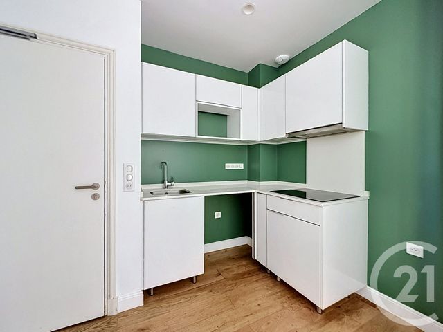 Appartement F1 à louer - 1 pièce - 28.0 m2 - GRASSE - 06 - PROVENCE-ALPES-COTE-D-AZUR - Century 21 Adhère Transactions