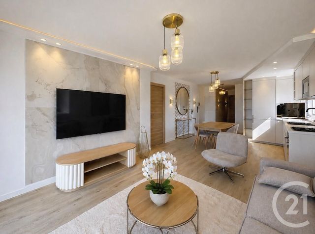 Appartement F3 à vendre - 3 pièces - 70.0 m2 - CANNES - 06 - PROVENCE-ALPES-COTE-D-AZUR - Century 21 Adhère Transactions