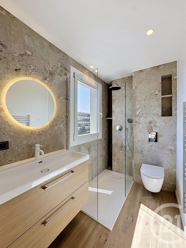 Appartement F3 à vendre - 3 pièces - 70.0 m2 - CANNES - 06 - PROVENCE-ALPES-COTE-D-AZUR - Century 21 Adhère Transactions