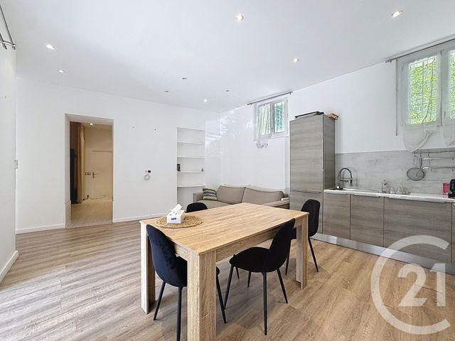 Appartement F2 à vendre - 2 pièces - 47.0 m2 - CANNES - 06 - PROVENCE-ALPES-COTE-D-AZUR - Century 21 Adhère Transactions