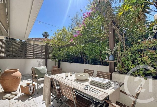 maison à vendre - 6 pièces - 115.0 m2 - CANNES - 06 - PROVENCE-ALPES-COTE-D-AZUR - Century 21 Adhère Transactions