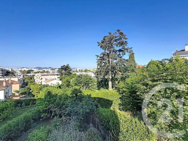 Appartement F2 à vendre - 2 pièces - 52.0 m2 - CANNES - 06 - PROVENCE-ALPES-COTE-D-AZUR - Century 21 Adhère Transactions