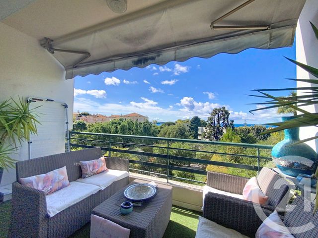 Appartement F2 à louer - 2 pièces - 47.29 m2 - CANNES - 06 - PROVENCE-ALPES-COTE-D-AZUR - Century 21 Adhère Transactions