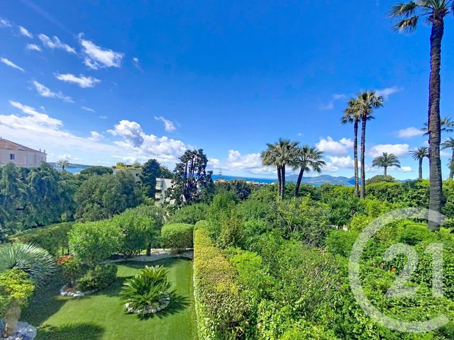 Appartement F2 à louer - 2 pièces - 47.29 m2 - CANNES - 06 - PROVENCE-ALPES-COTE-D-AZUR - Century 21 Adhère Transactions