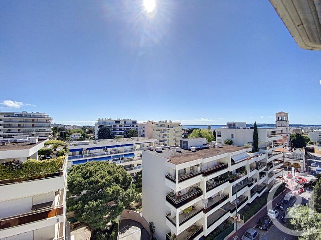 Appartement F2 à louer - 2 pièces - 54.94 m2 - CANNES - 06 - PROVENCE-ALPES-COTE-D-AZUR - Century 21 Adhère Transactions