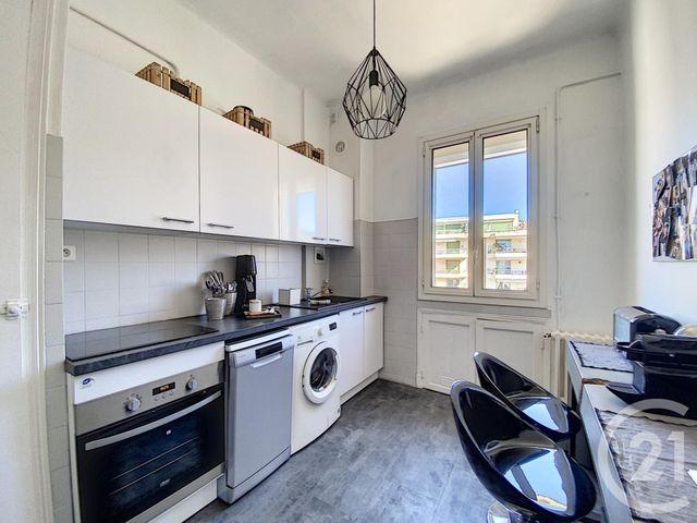 Appartement F2 à louer - 2 pièces - 54.94 m2 - CANNES - 06 - PROVENCE-ALPES-COTE-D-AZUR - Century 21 Adhère Transactions