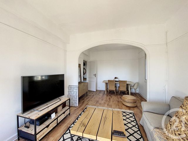 Appartement F2 à louer - 2 pièces - 54.94 m2 - CANNES - 06 - PROVENCE-ALPES-COTE-D-AZUR - Century 21 Adhère Transactions