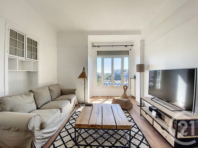 Appartement F2 à louer - 2 pièces - 54.94 m2 - CANNES - 06 - PROVENCE-ALPES-COTE-D-AZUR - Century 21 Adhère Transactions