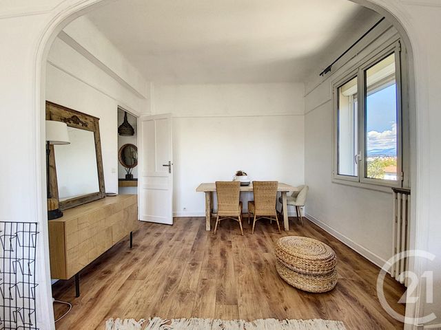 Appartement F2 à louer - 2 pièces - 54.94 m2 - CANNES - 06 - PROVENCE-ALPES-COTE-D-AZUR - Century 21 Adhère Transactions