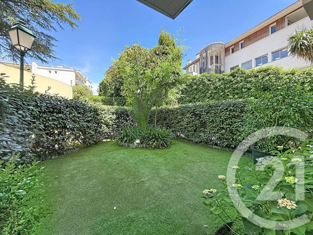 Appartement F4 à louer - 4 pièces - 136.0 m2 - CANNES - 06 - PROVENCE-ALPES-COTE-D-AZUR - Century 21 Adhère Transactions