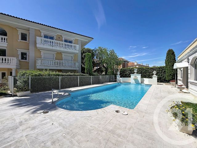 Appartement F4 à louer - 4 pièces - 136.0 m2 - CANNES - 06 - PROVENCE-ALPES-COTE-D-AZUR - Century 21 Adhère Transactions
