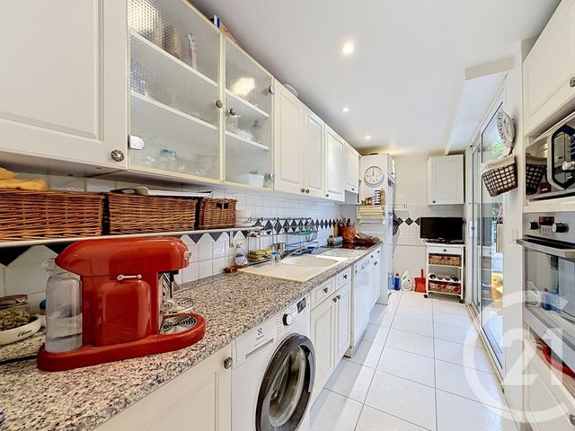 Appartement F4 à louer - 4 pièces - 136.0 m2 - CANNES - 06 - PROVENCE-ALPES-COTE-D-AZUR - Century 21 Adhère Transactions