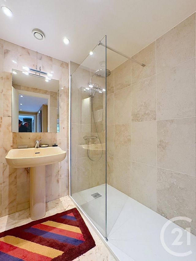 Appartement F3 à vendre - 3 pièces - 70.45 m2 - CANNES - 06 - PROVENCE-ALPES-COTE-D-AZUR - Century 21 Adhère Transactions
